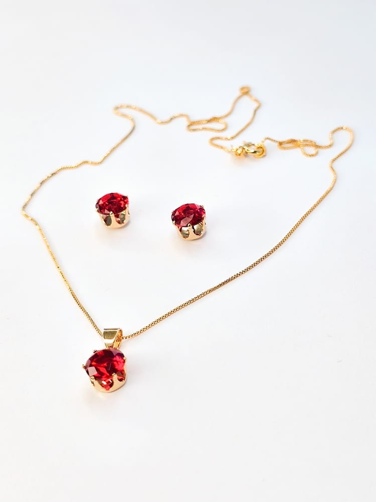 Scarlet Allure Necklace Set