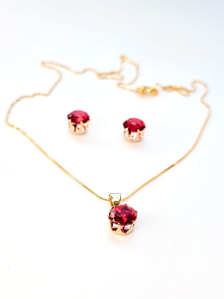 Scarlet Allure Necklace Set