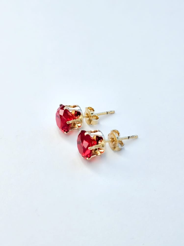 Scarlet Allure Necklace Set